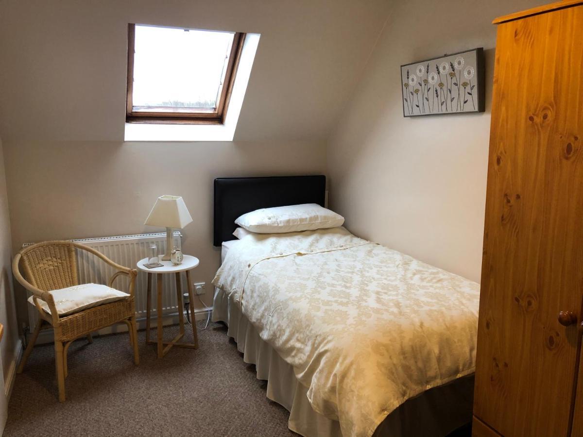 Fairview Bed And Breakfast Airdrie Εξωτερικό φωτογραφία