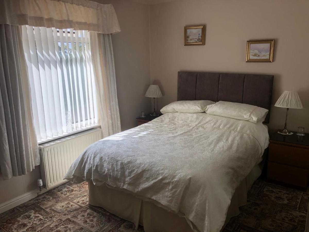 Fairview Bed And Breakfast Airdrie Εξωτερικό φωτογραφία